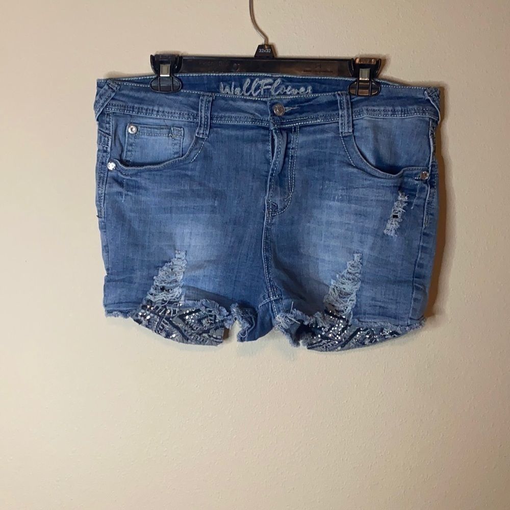 Well Flower Jean Shorts